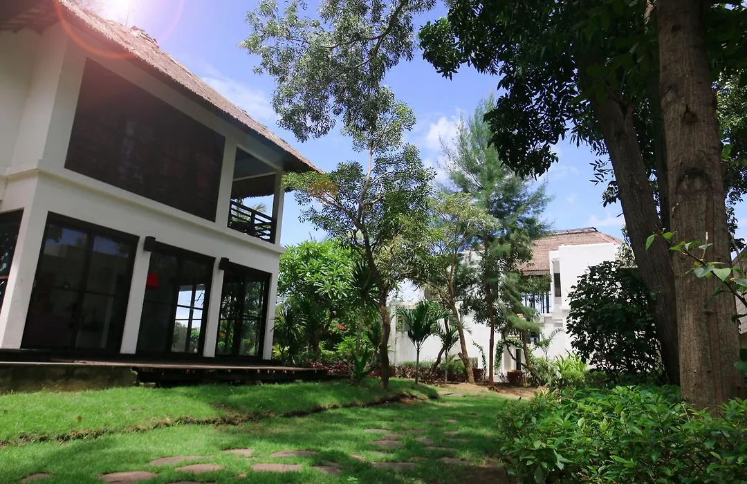 Villa Julius-1